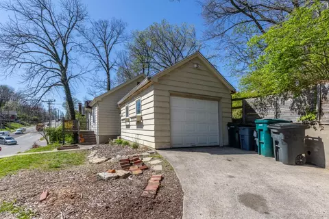 Exterior - 2856 Sterrett Ave, Cincinnati, OH 45204 photo 8 of 8