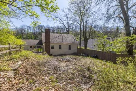 Exterior - 2856 Sterrett Ave, Cincinnati, OH 45204 photo 6 of 8