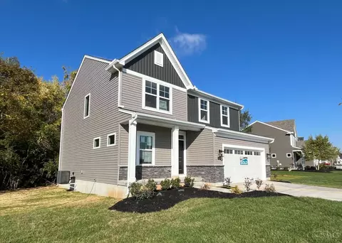 1227 Waterbury Dr, Carlisle, OH 45005