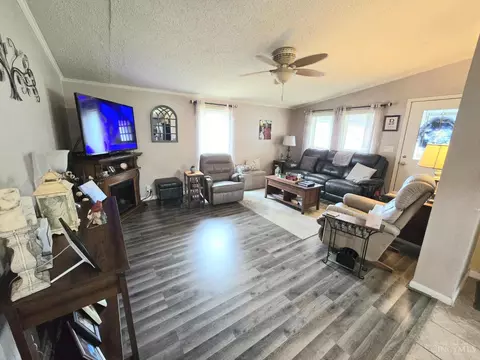 621 Diamond Loop, Middletown, OH 45044 photo 3
