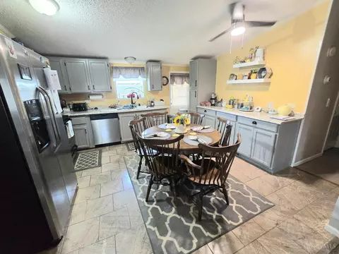 621 Diamond Loop, Middletown, OH 45044 photo 4
