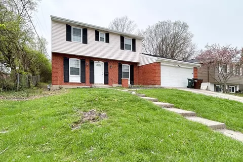 Exterior - 915 Smiley Ave, Forest Park, OH 45240 photo 3 of 4