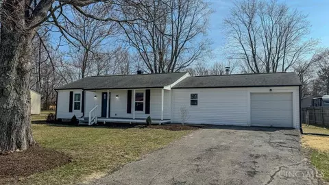 1819 Louis Ln, Goshen, OH 45122