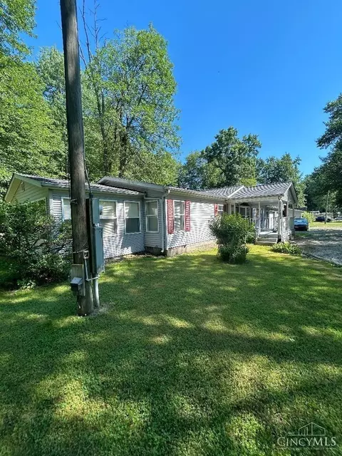 16712 Gum Ln, Williamsburg, OH 45176