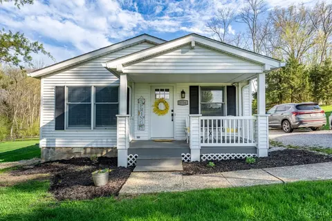 1736 Swings Corner Pt Isabel Rd, Bethel, OH 45106