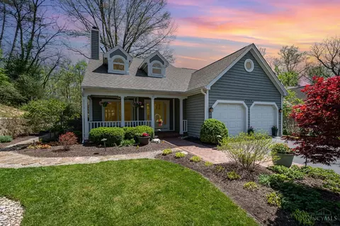 3862 Chimney Hill Dr, Blue Ash, OH 45241
