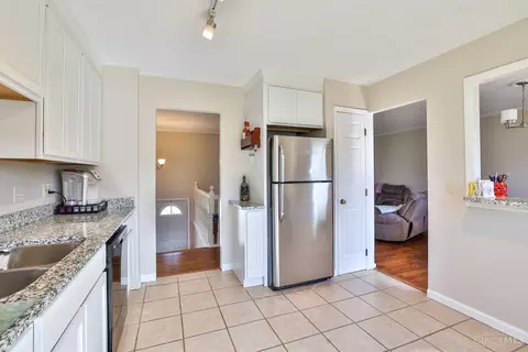 Kitchen - 2105 Galloway Ct, Cincinnati, OH 45240 photo 3 of 3