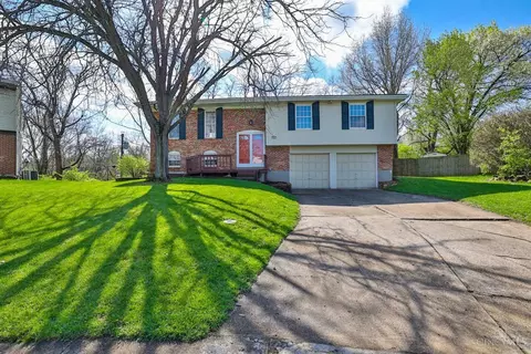 2105 Galloway Ct, Cincinnati, OH 45240