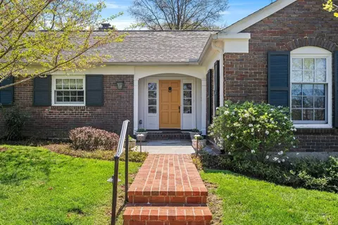 2787 Walsh Rd, Cincinnati, OH 45208 photo 2
