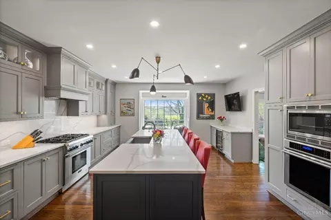 2787 Walsh Rd, Cincinnati, OH 45208 photo 8