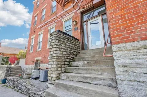 561 Milton St, Cincinnati, OH 45202