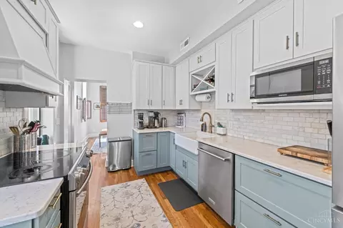 Kitchen - 1311 Spring St, Cincinnati, OH 45202 photo 3 of 7