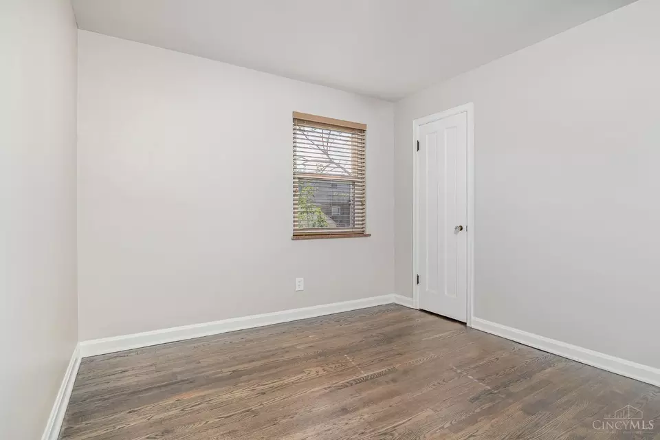 Bedroom - 5764 Oriole Ct, Fairfax, OH 45227 photo 1 of 3