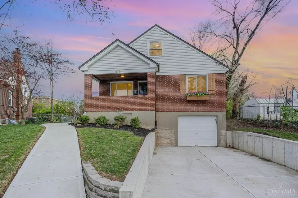 Exterior - 5764 Oriole Ct, Fairfax, OH 45227 photo 1 of 6