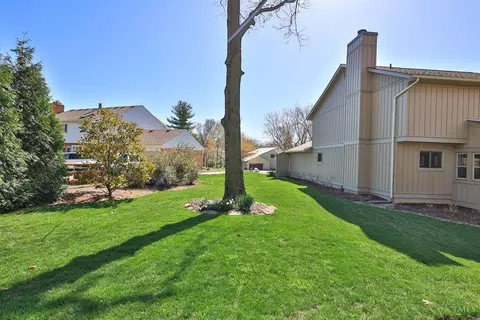 Exterior - 9591 Heather Ct, Blue Ash, OH 45242 photo 10 of 14