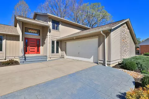 Exterior - 9591 Heather Ct, Blue Ash, OH 45242 photo 13 of 14