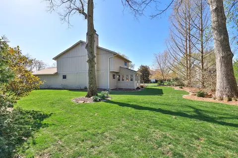 Exterior - 9591 Heather Ct, Blue Ash, OH 45242 photo 7 of 14