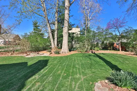 Exterior - 9591 Heather Ct, Blue Ash, OH 45242 photo 11 of 14