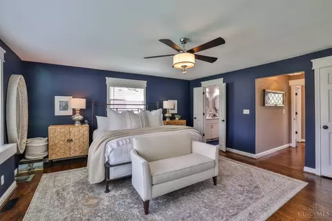 7449 Hosbrook Rd, Cincinnati, OH 45243 photo 17