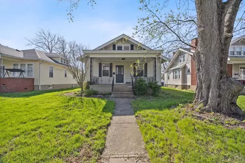 11181 Maple St, Sharonville, OH 45241