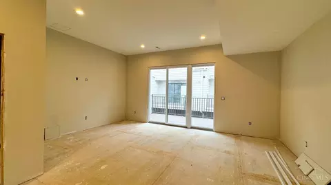 3908 Edwards Rd, Cincinnati, OH 45209 photo 9