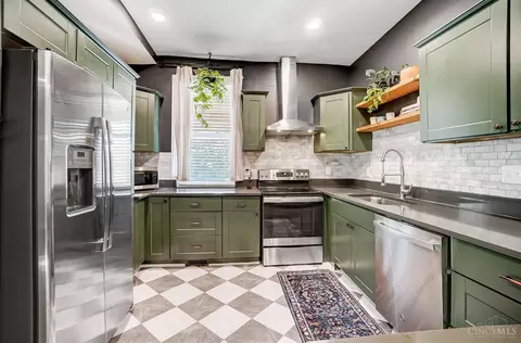 Kitchen - 3580 Lilac Ave, Cincinnati, OH 45208 photo 2 of 5