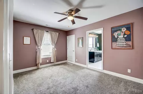 Bedroom - 3580 Lilac Ave, Cincinnati, OH 45208 photo 3 of 7