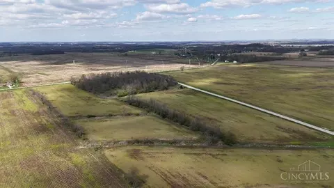 32 Overman Rd, Paint Twp, OH 45133