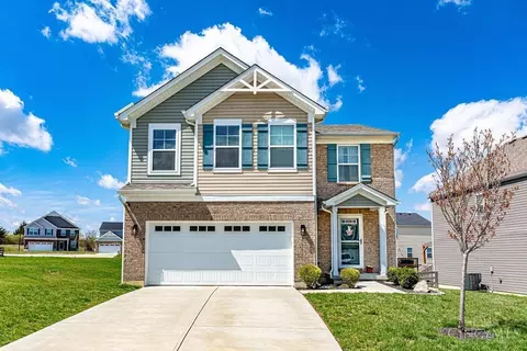 2177 Pine Valley Dr, Hamilton, OH 45013