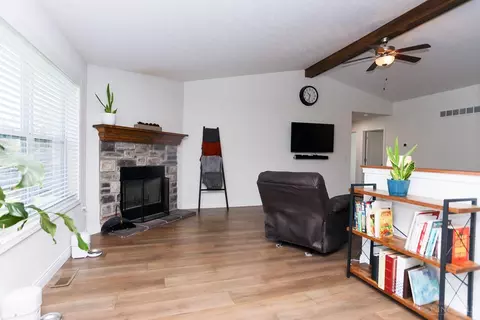 Living - 676 Smiley Ave, Springdale, OH 45246 photo 1 of 3