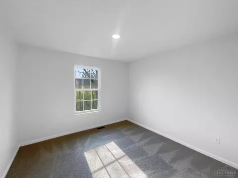 Bedroom - 3473 Madison Grace Way, Franklin, OH 45005 photo 2 of 10