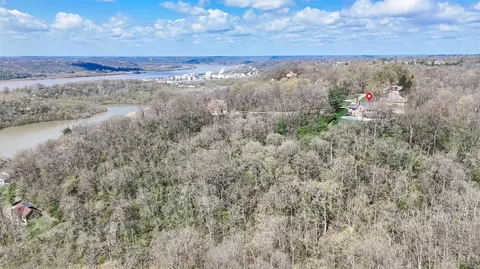 View/Area - 7379 Southpointe Dr, Cincinnati, OH 45233 photo 3 of 7