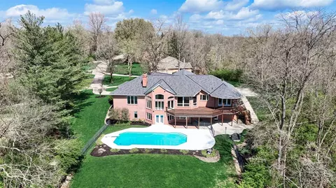 View/Area - 7379 Southpointe Dr, Cincinnati, OH 45233 photo 6 of 7