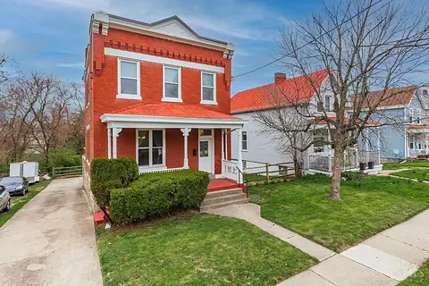 3732 Applegate Ave, Cheviot, OH 45211