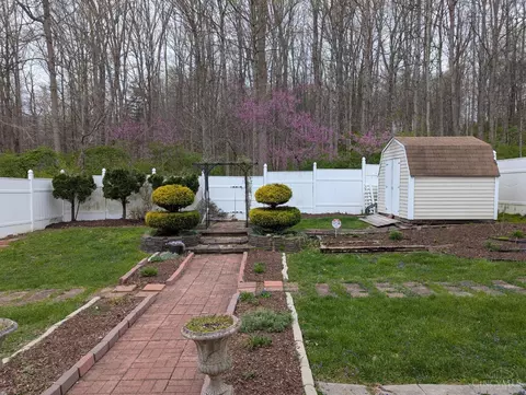 9547 Main St, Cincinnati, OH 45242 photo 3