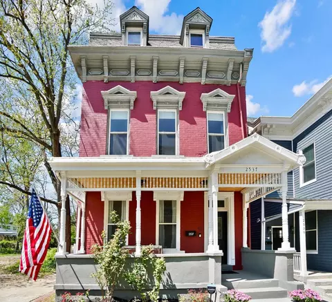 2537 Hackberry St, Cincinnati, OH 45206