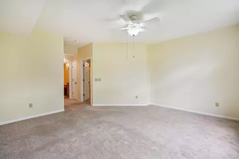 7826 Gapstow Brg, Cincinnati, OH 45231 photo 19