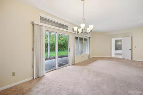 7826 Gapstow Brg, Cincinnati, OH 45231 photo 8