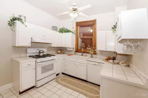 259 Emming St, Cincinnati, OH 45219 photo 12