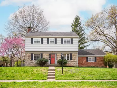 1778 Robinway Dr, Anderson Twp, OH 45230