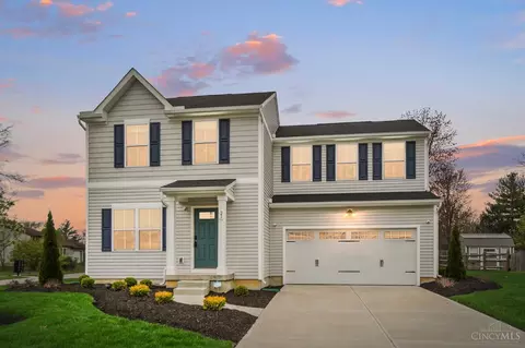 21 Cedarwood Dr, Amelia, OH 45102