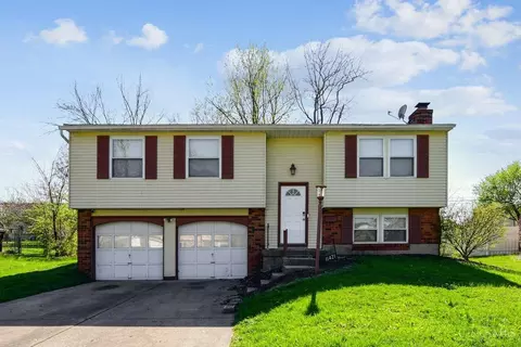 11421 Kary Ln, Forest Park, OH 45240