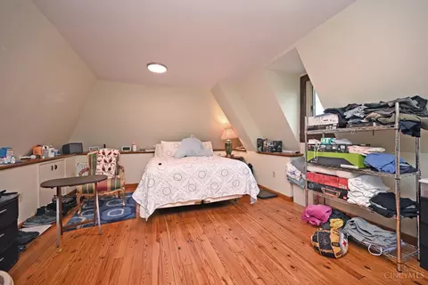 Bedroom - 3934 Leyman Dr, Cincinnati, OH 45229 photo 12 of 12