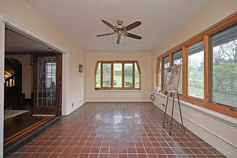 Exterior - 3934 Leyman Dr, Cincinnati, OH 45229 photo 8 of 26