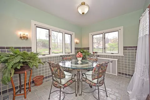 Dining - 3934 Leyman Dr, Cincinnati, OH 45229 photo 5 of 7