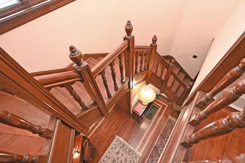Entry Way - 3934 Leyman Dr, Cincinnati, OH 45229 photo 6 of 8