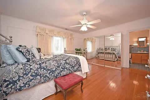 Bedroom - 3934 Leyman Dr, Cincinnati, OH 45229 photo 4 of 12