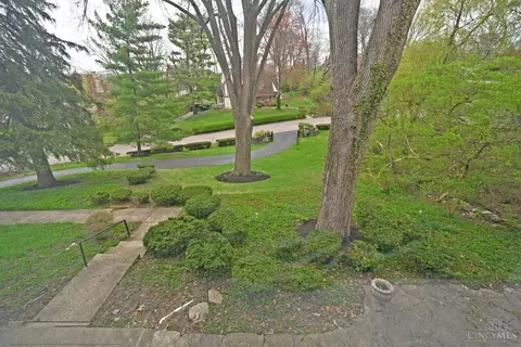 Exterior - 3934 Leyman Dr, Cincinnati, OH 45229 photo 10 of 26