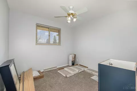 Bedroom - 5346 Rawhide Ct, Cincinnati, OH 45238 photo 2 of 3
