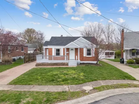 7829 Dearborn Ave, Deer Park, OH 45236